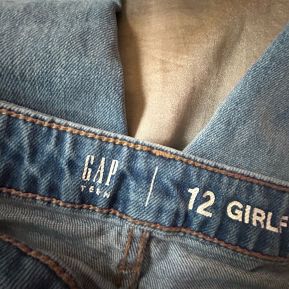 Gap Jeans - Picture 3 of 4